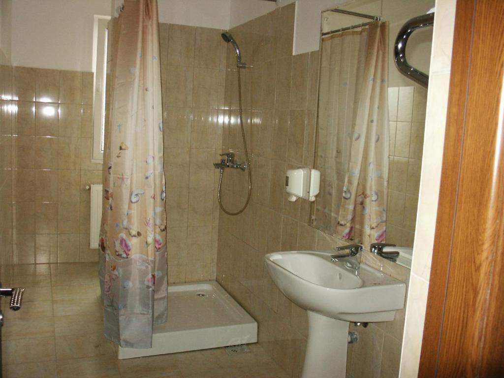 Hotel Astra Braşov Habitación foto